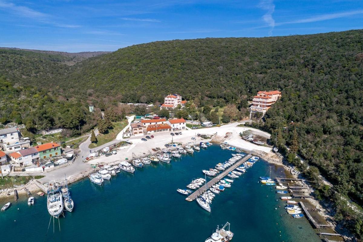 Villa Porto Krnica Exteriér fotografie